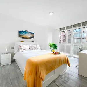 3-rooms-catedral-malaga.hotelsinnerja.org/